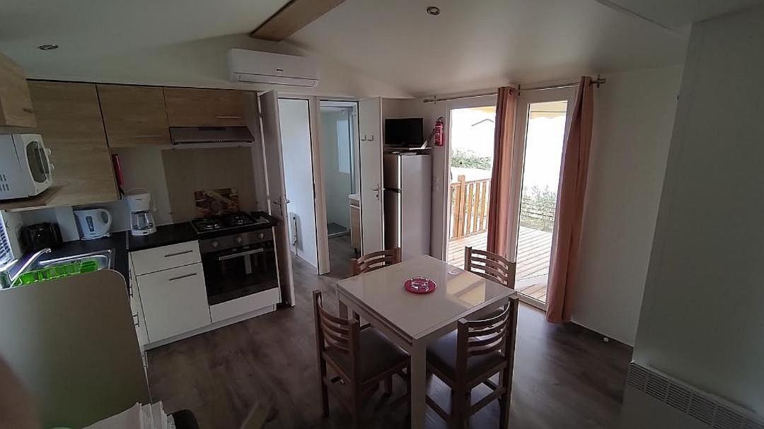Mobil Home Camping **** Canet En Roussillon Exterior foto
